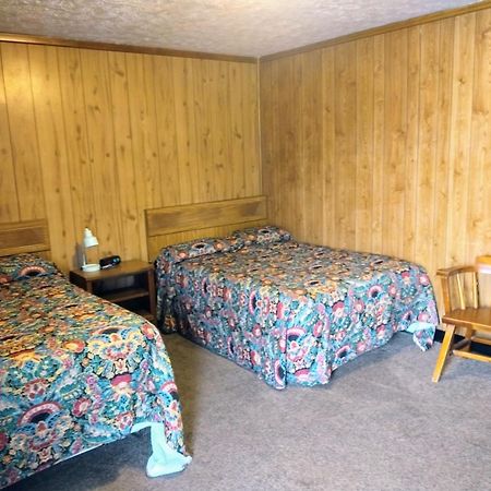 Davis Motel North Lima Екстериор снимка
