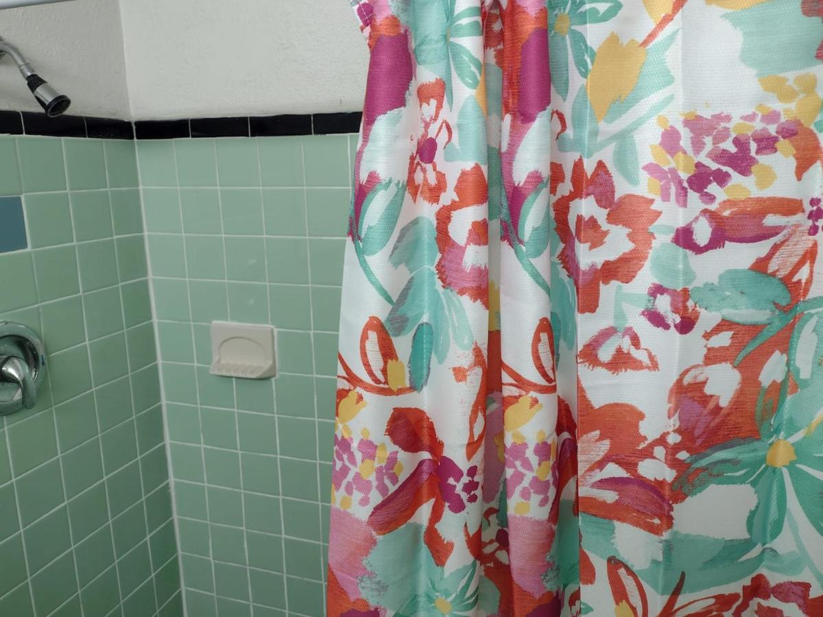 Davis Motel North Lima Екстериор снимка