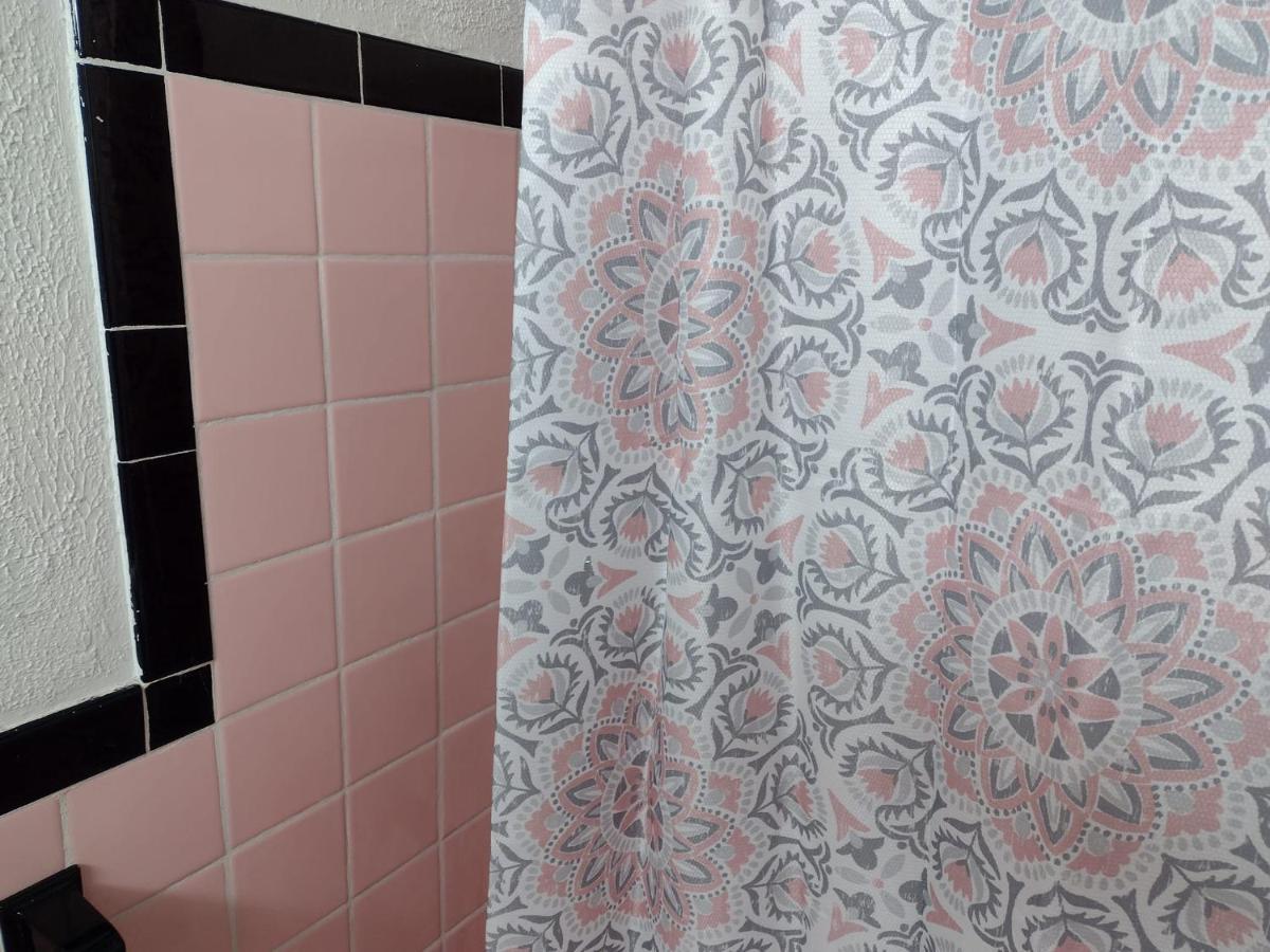 Davis Motel North Lima Екстериор снимка