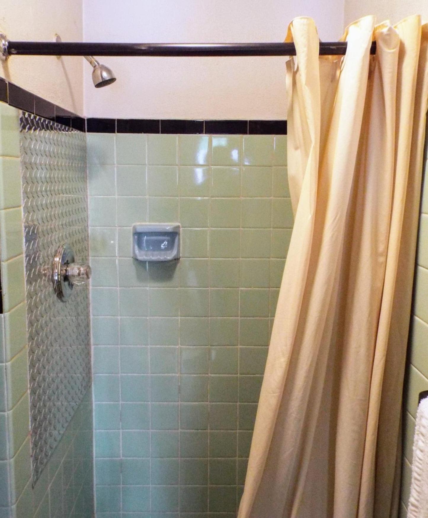Davis Motel North Lima Екстериор снимка
