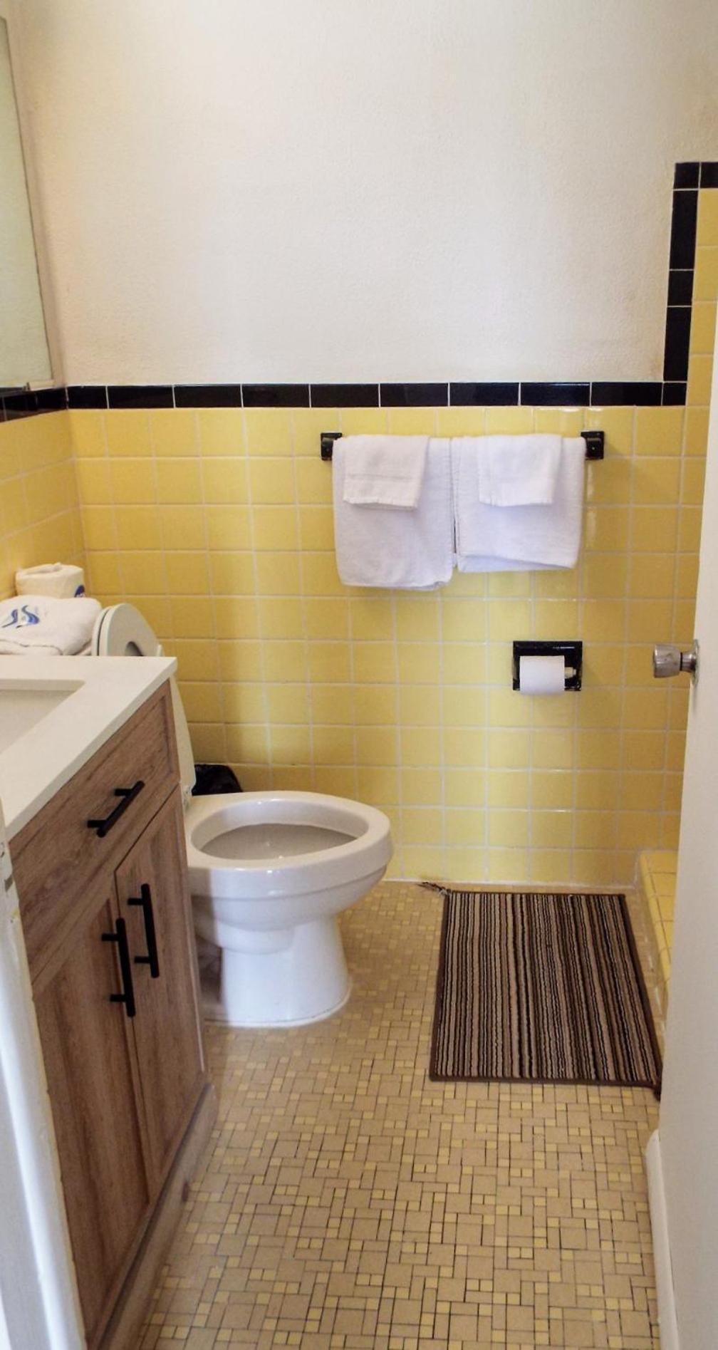 Davis Motel North Lima Екстериор снимка